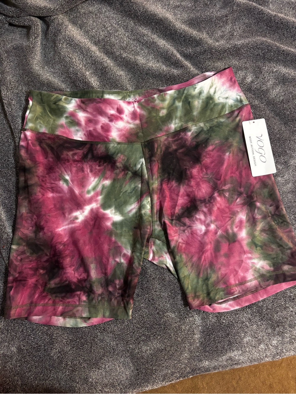 VOGO Women's Pink & Green Tie-Dye Bike Shorts